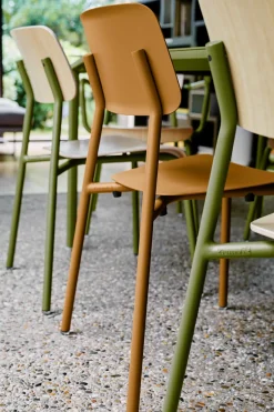 CHAISE