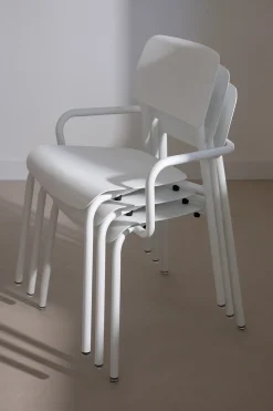 CHAISE