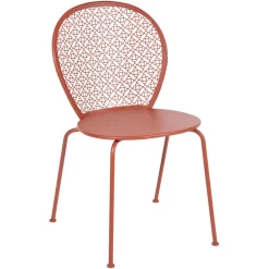 CHAISE