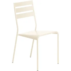 CHAISE