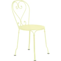 CHAISE