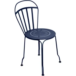 CHAISE