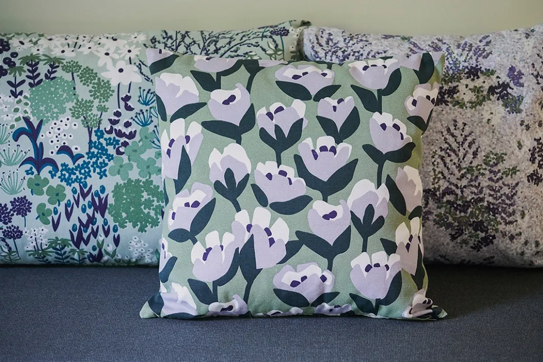 COUSSIN OUTDOOR TULIPE 44 X 44 CM