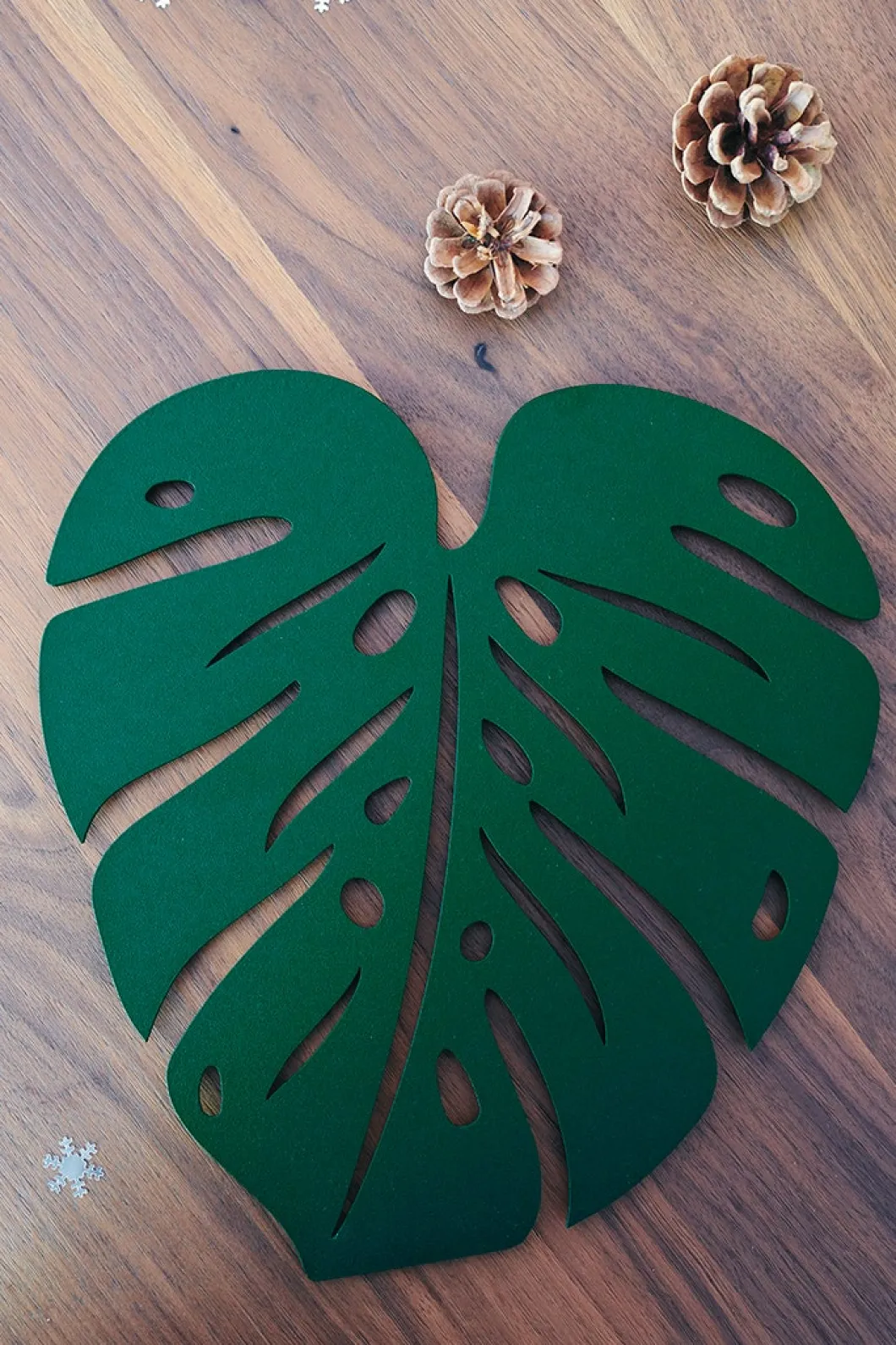 DESSOUS DE PLAT MONSTERA 24 X 22 CM