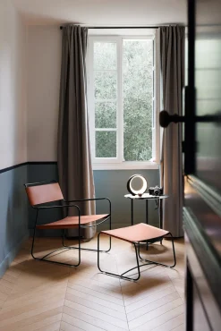 FAUTEUIL BAS CUIR