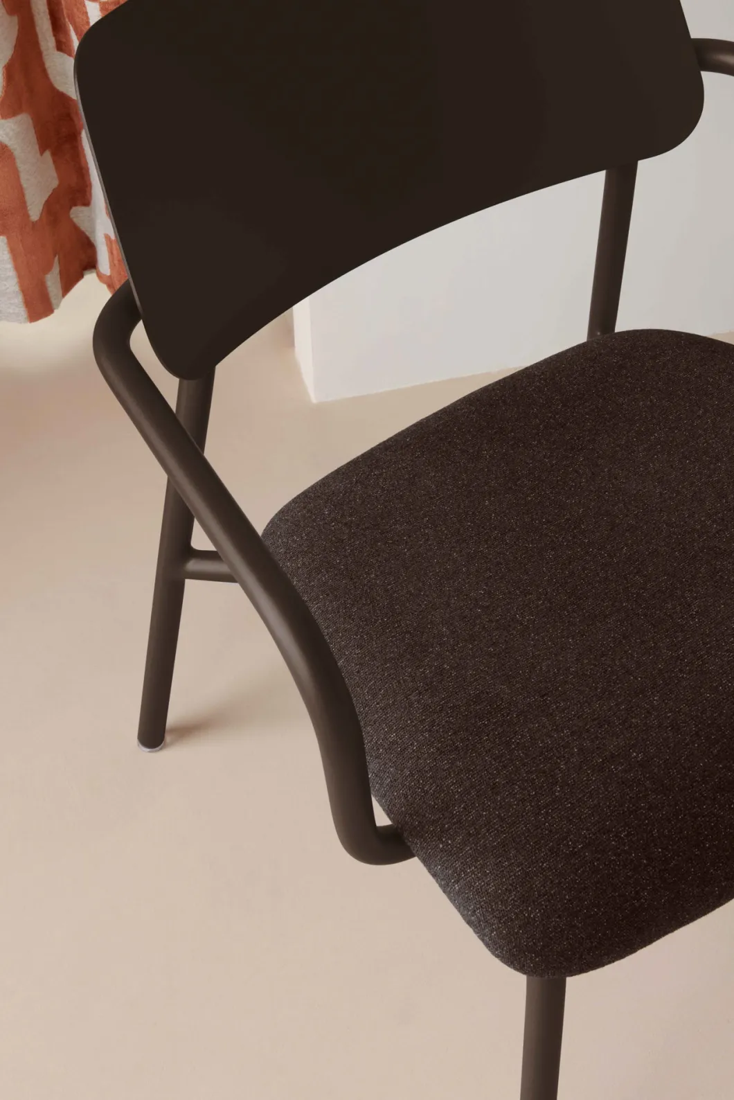 FAUTEUIL LOUNGE TISSU