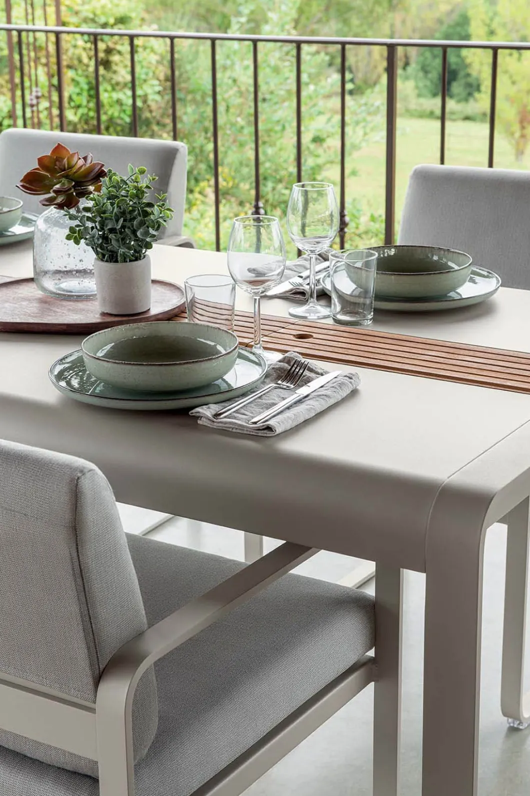 FAUTEUIL REPAS