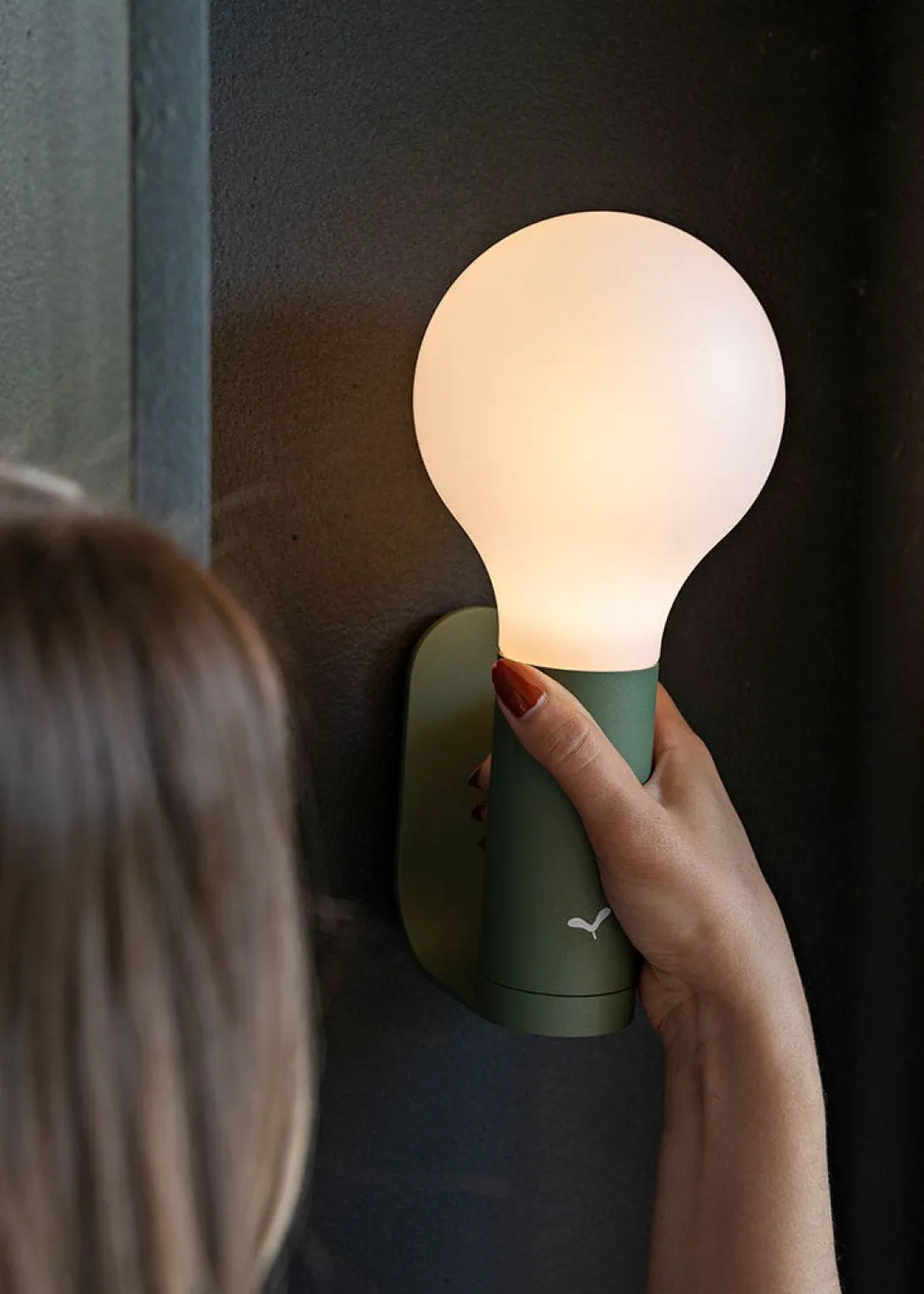 PACK LAMPE H.24 ET SUPPORT APPLIQUE MURALE
