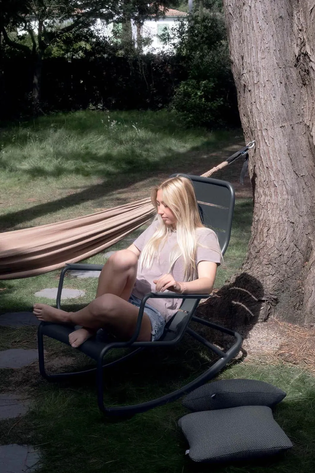 ROCKING CHAIR