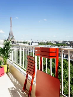 TABLE BALCON 57 X 77 CM