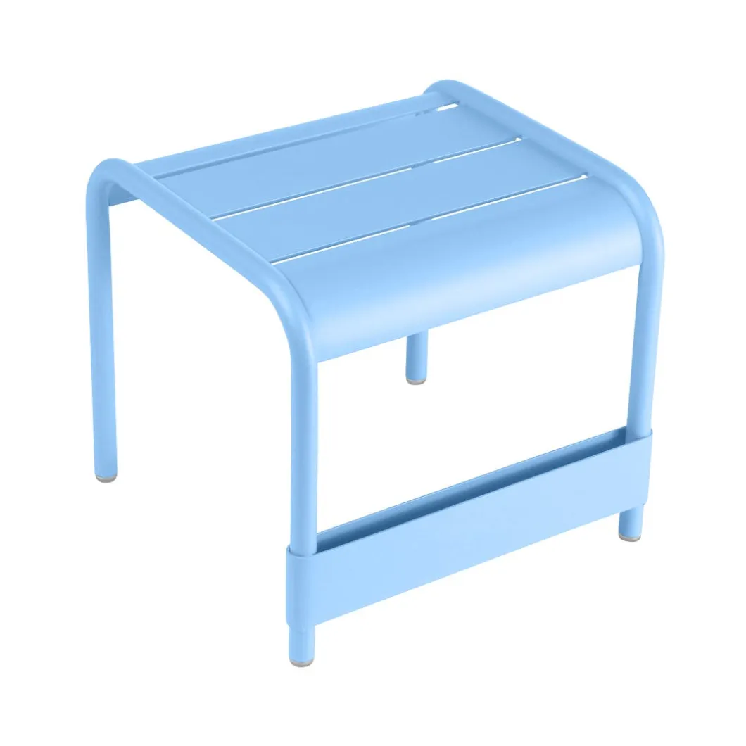 TABLE BASSE / REPOSE-PIEDS 42 X 44 CM