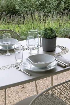 TABLE OVALE 160 X 90 CM