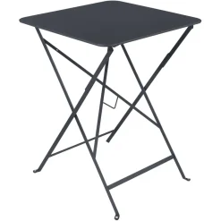 TABLE 57 X 57 CM
