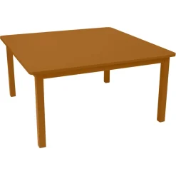TABLE 143 X 143 CM