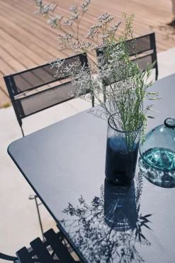 TABLE 128 X 90 CM