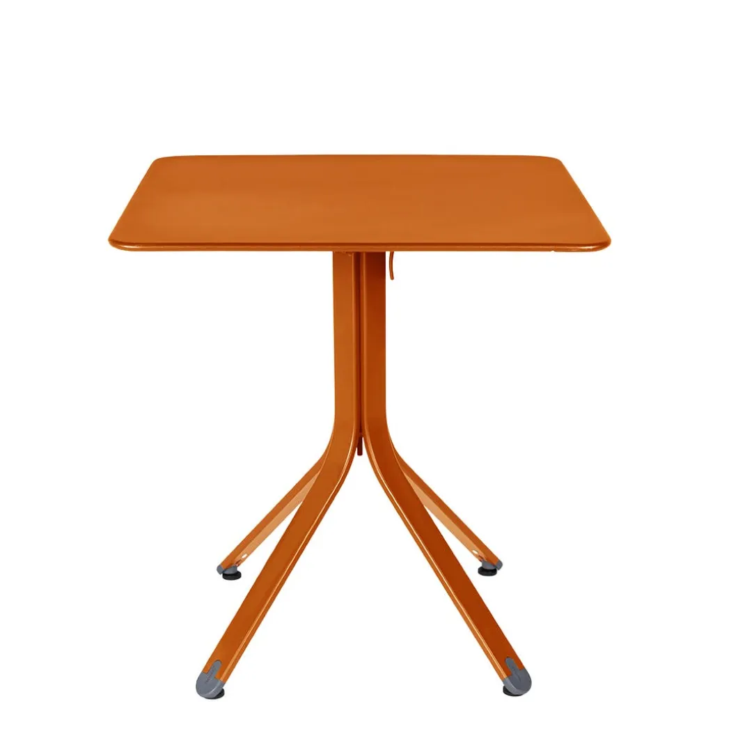 TABLE 71 X 71 CM