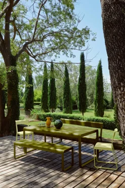 TABLE 196 X 90 CM